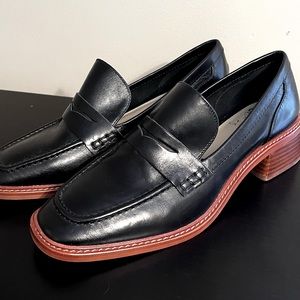 Vince Camuto Black Loafers
